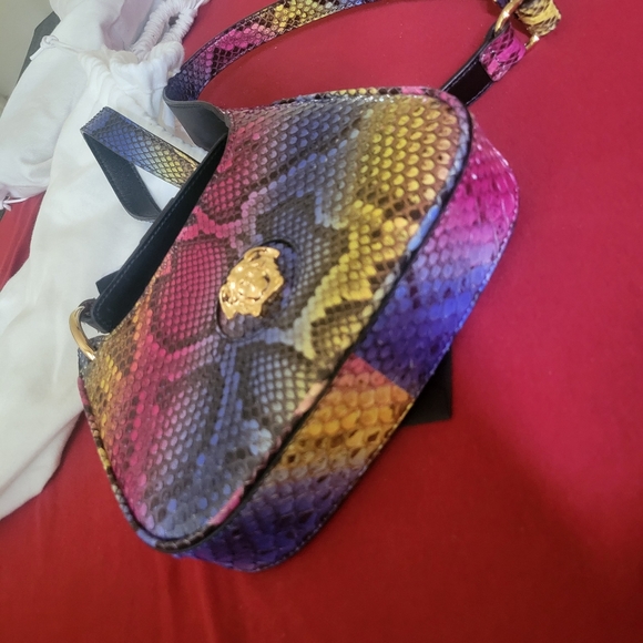 Handbag - Picture 5 of 9